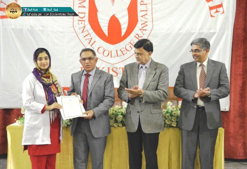 UMDC STUDENTS WIN TOP PLACE IN UHS DEBATE CONTEST