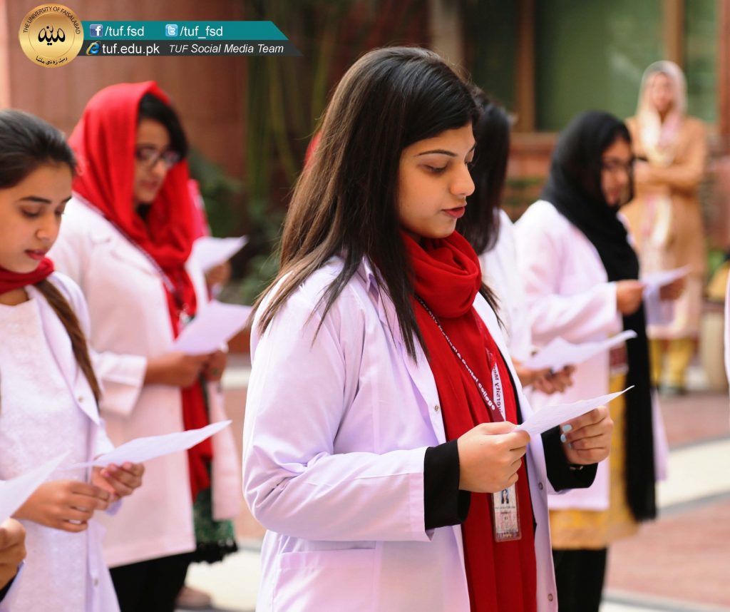 FIRST YEAR BDS STUDENTS WELCOMED WITH WHITE COAT CEREMONY