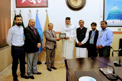 THE WORLDS BIGGEST QURAN E KAREEM