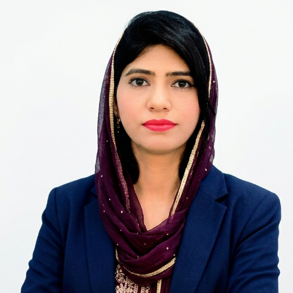 Dr Hifsa Munawar
